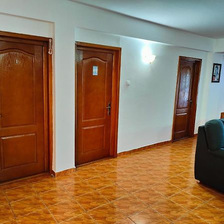 Vila Olimpica Hotel Costinesti Bagian luar foto