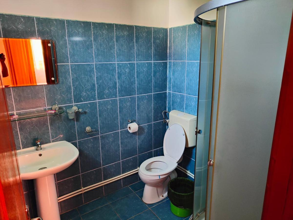 Vila Olimpica Hotel Costinesti Bagian luar foto