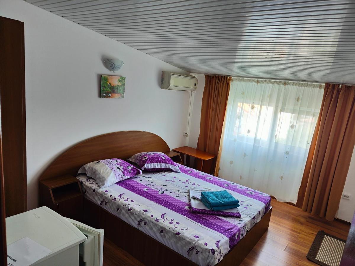 Vila Olimpica Hotel Costinesti Bagian luar foto