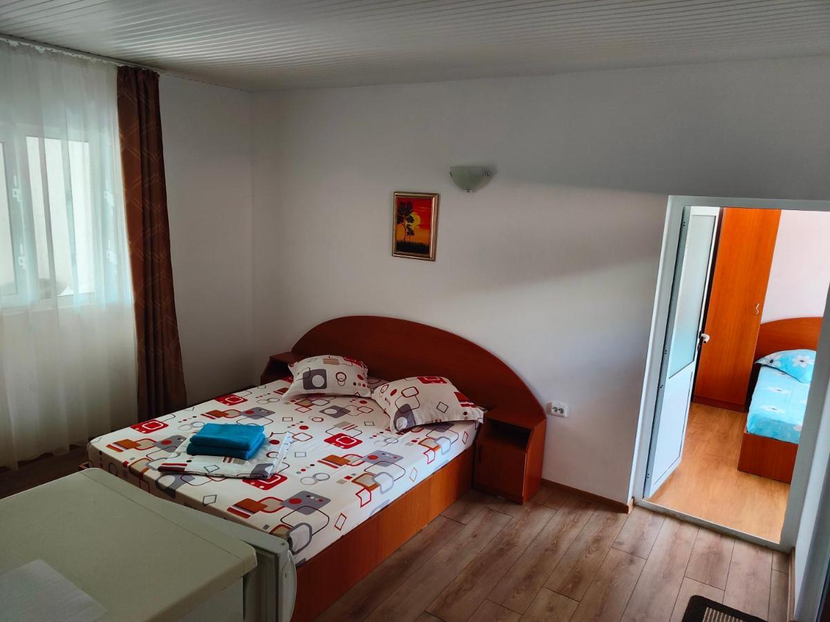Vila Olimpica Hotel Costinesti Bagian luar foto