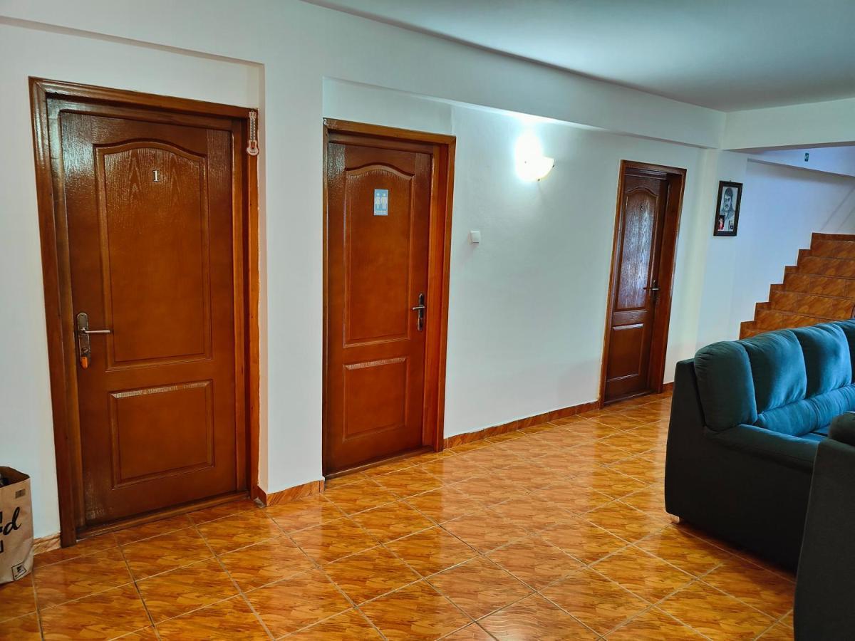 Vila Olimpica Hotel Costinesti Bagian luar foto